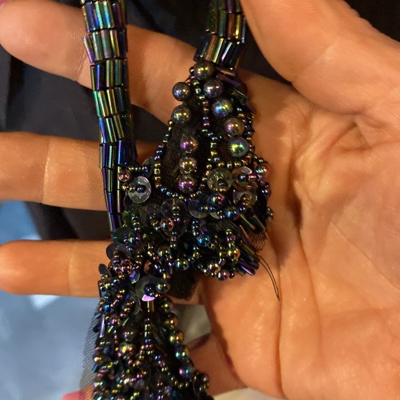 RARE!! Vintage, Exquisite, iridescent hand beaded Shaw. - Picture 4 of 6